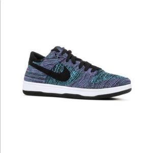 Nike Men's Dunk Flyknit Ankle-High Basketball Shoe